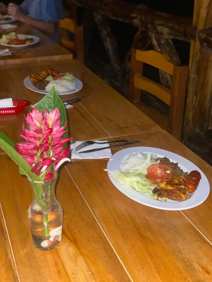 Playa Tortuga Apartment Puerto Misahuallí Екстериор снимка